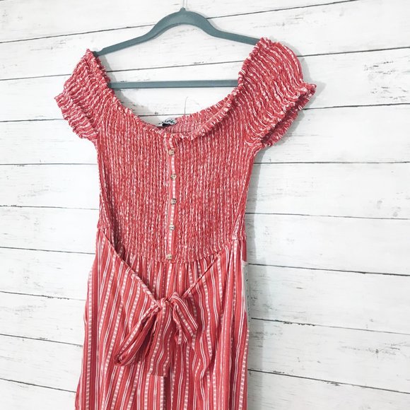 Red Wide Leg Off Shoulder Tie Waist Jumpsuit XL - Picture 2 of 6